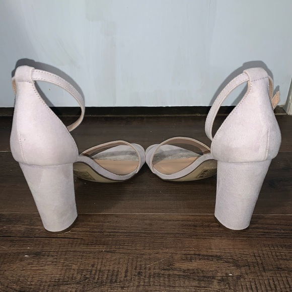 Call it spring heels - Picture 4 of 6